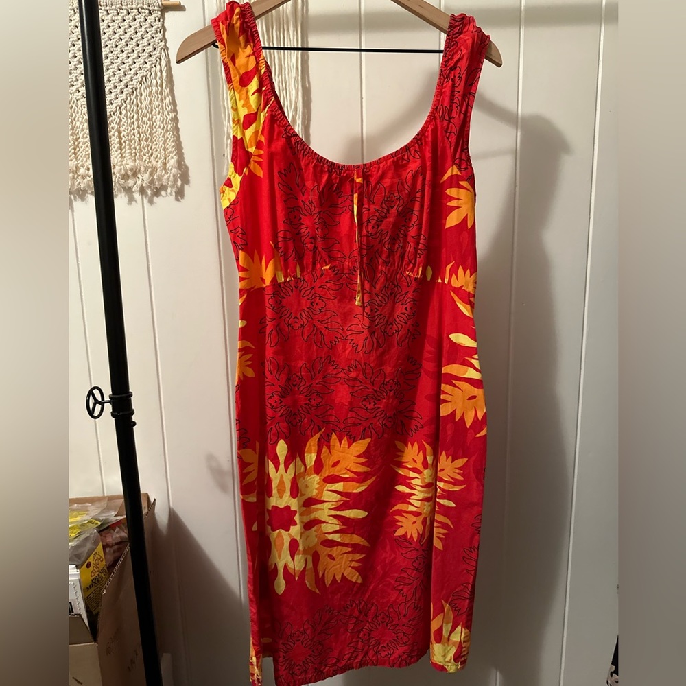 VTG Hilo Hattie Quilt Print dress mu’umu’u Red Orange Size M